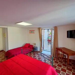 Cuntintizza Family House Appartamento